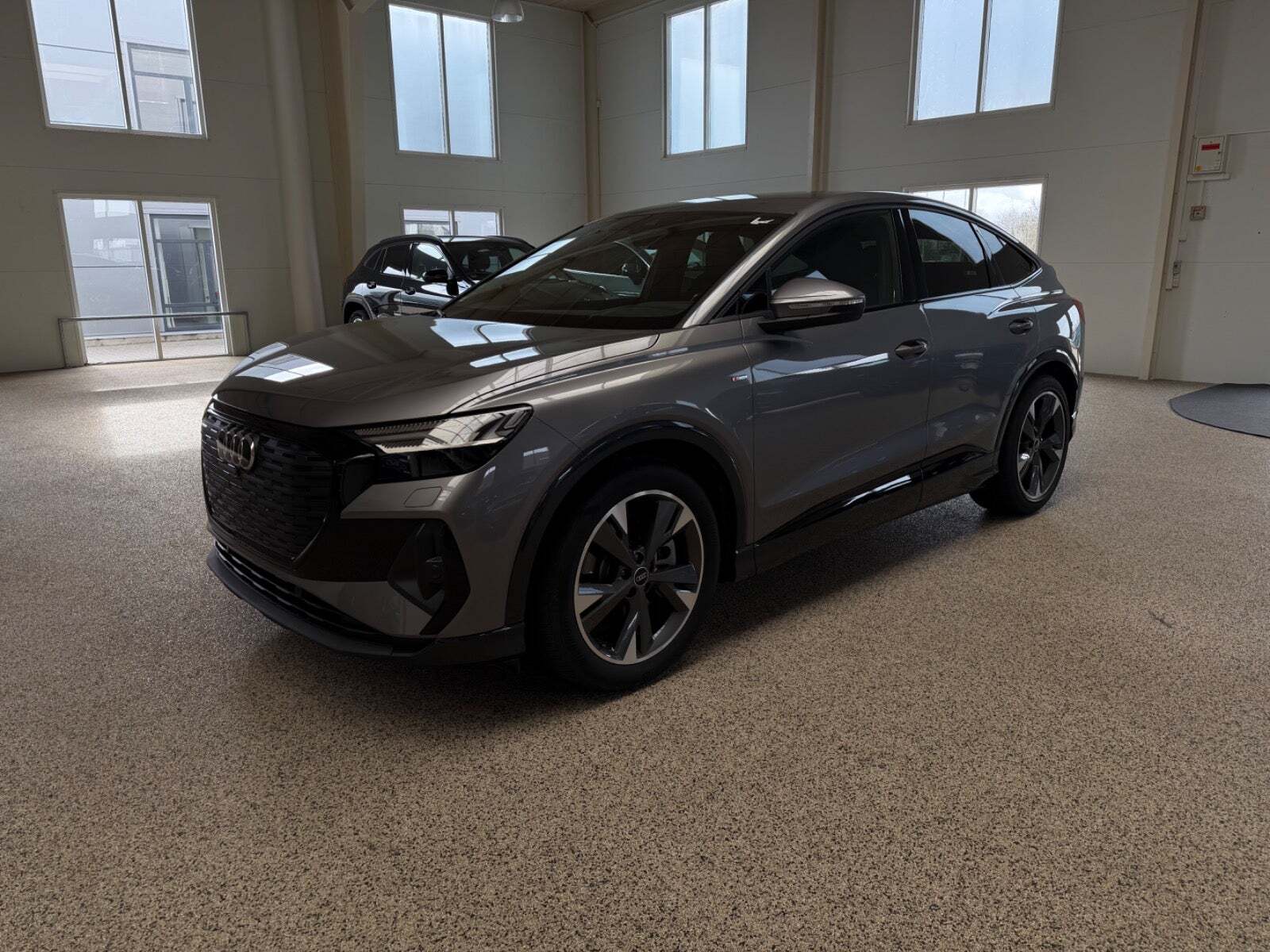 Audi Q4 e-tron 40 S-line Sportback