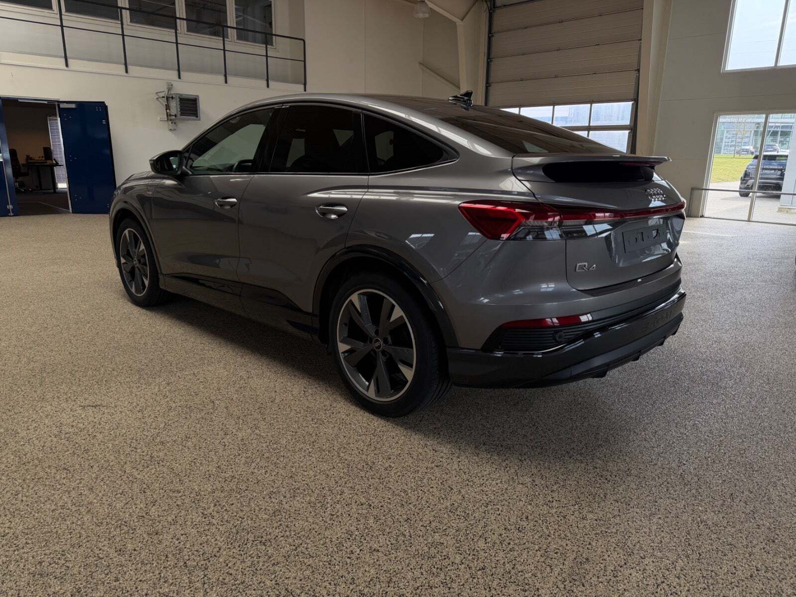 Audi Q4 e-tron 40 S-line Sportback