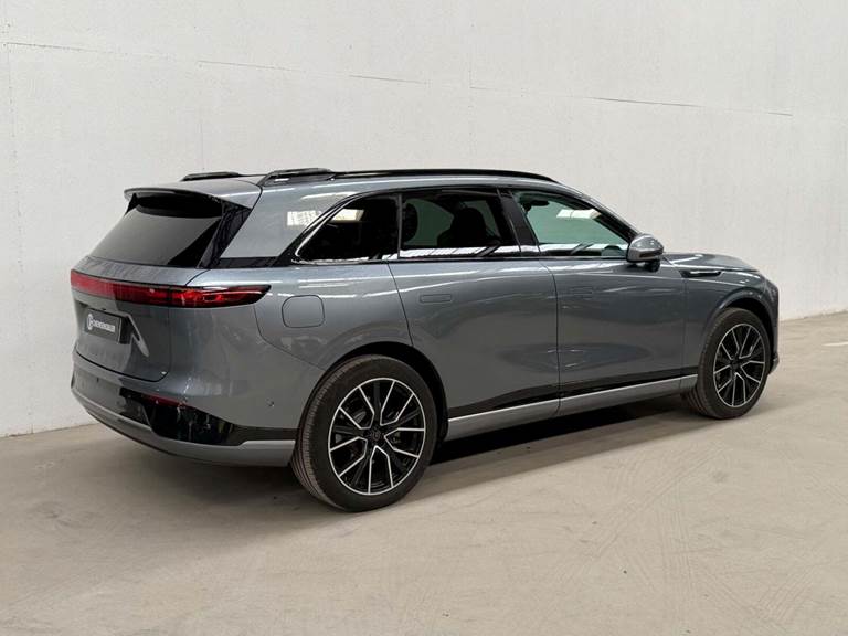 Xpeng G9 Standard Range