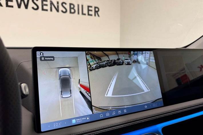 Grå Xpeng G9 fra 2024