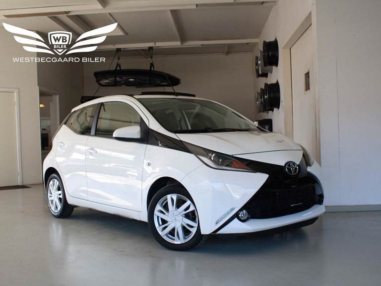 Toyota Aygo 1,0 VVT-i x-wave Sky