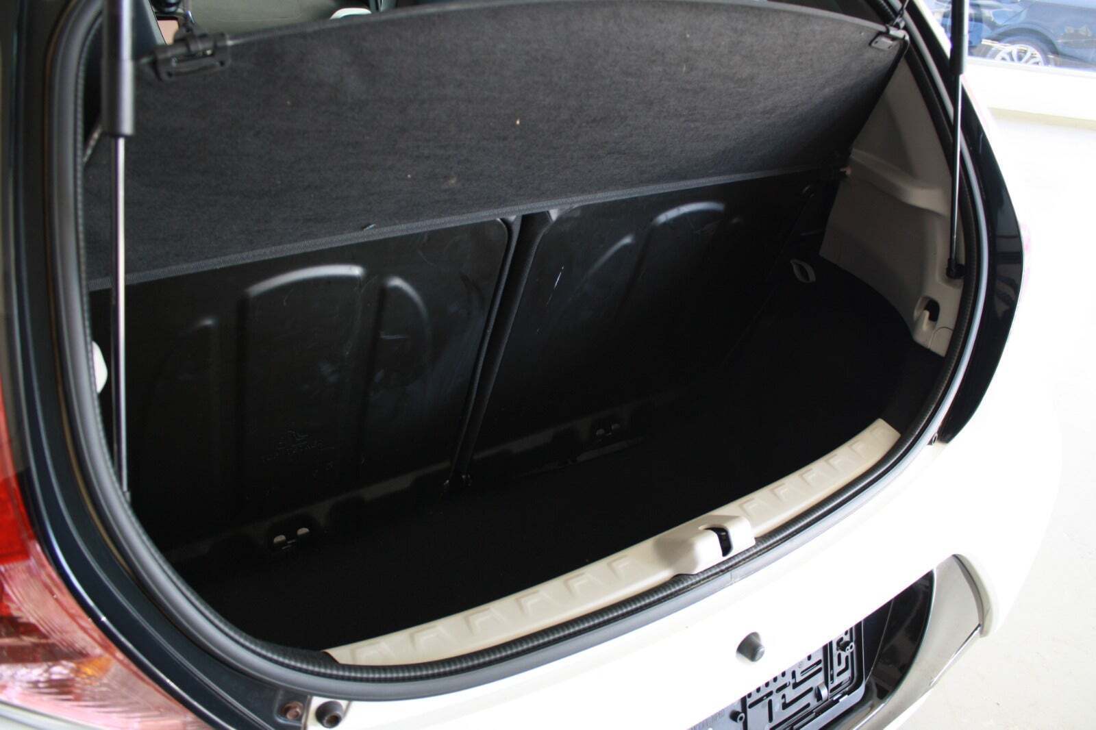 Hvid Toyota Aygo fra 2015