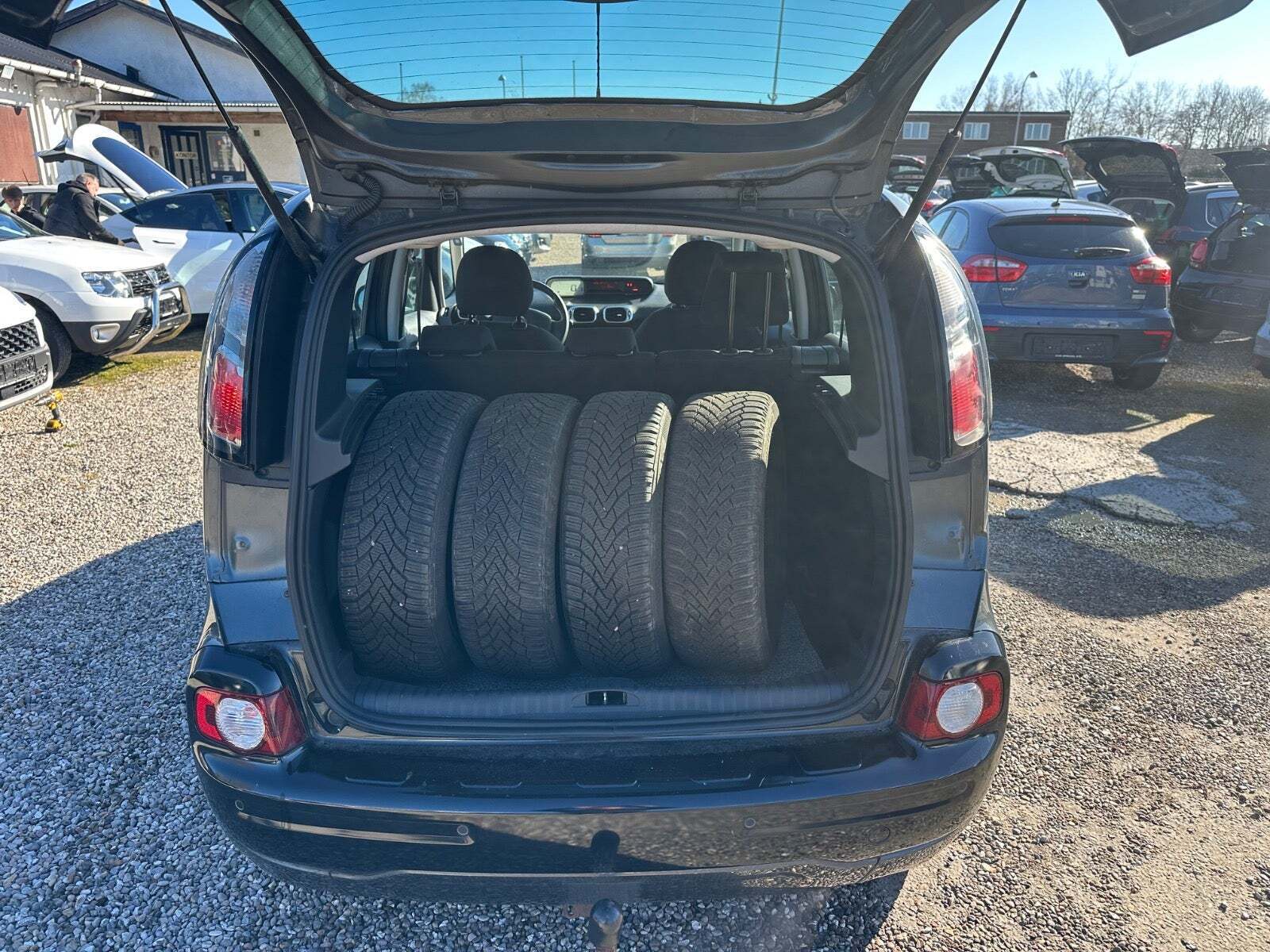 Grå Citroën C3 Picasso fra 2016