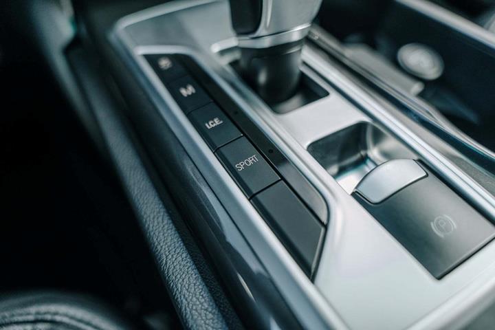 Sort Maserati Ghibli fra 2014
