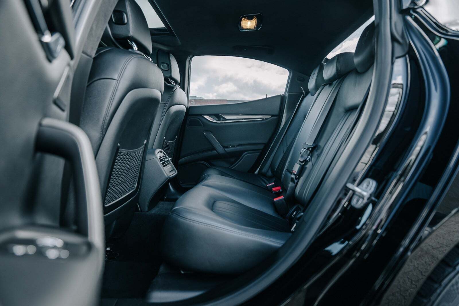 Sort Maserati Ghibli fra 2014