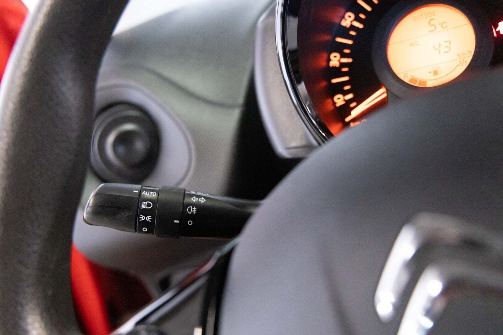 Rød Citroën C1 fra 2019