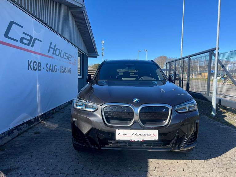 BMW iX3 Charged Plus M-Sport