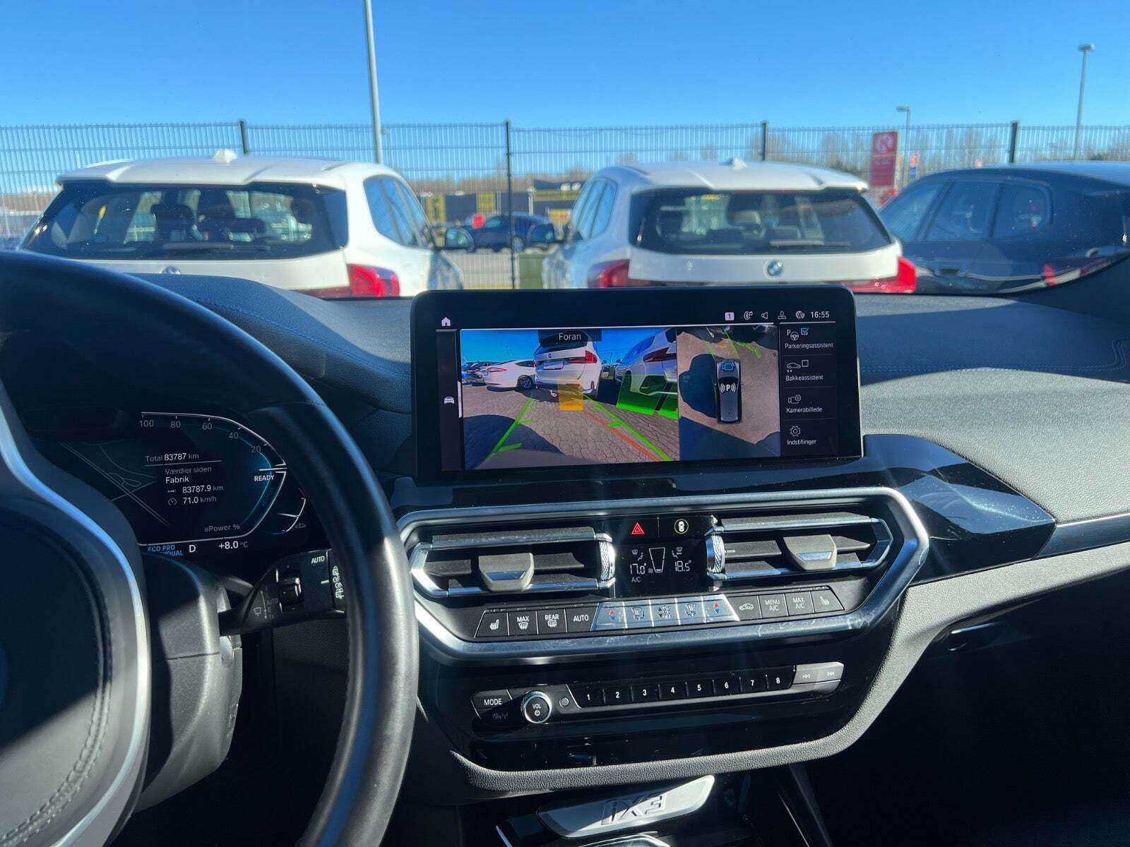 Sort BMW iX3 fra 2023