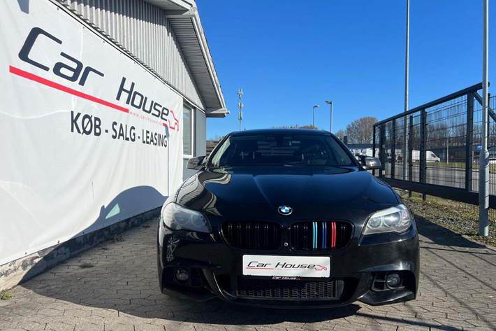 Sort BMW 520d fra 2014