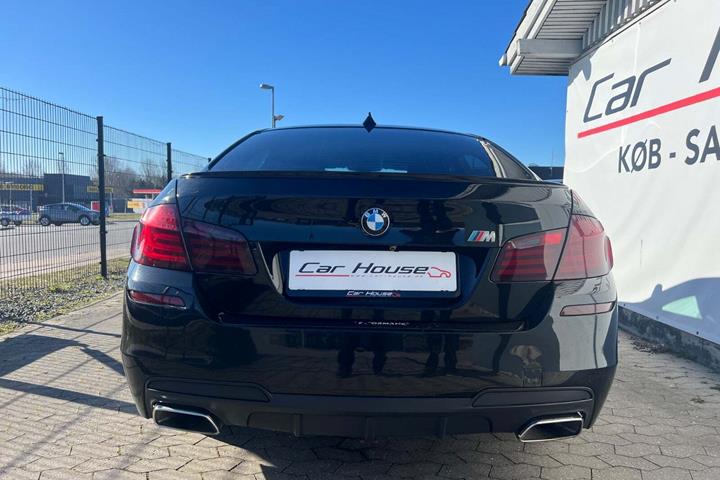 Sort BMW 520d fra 2014
