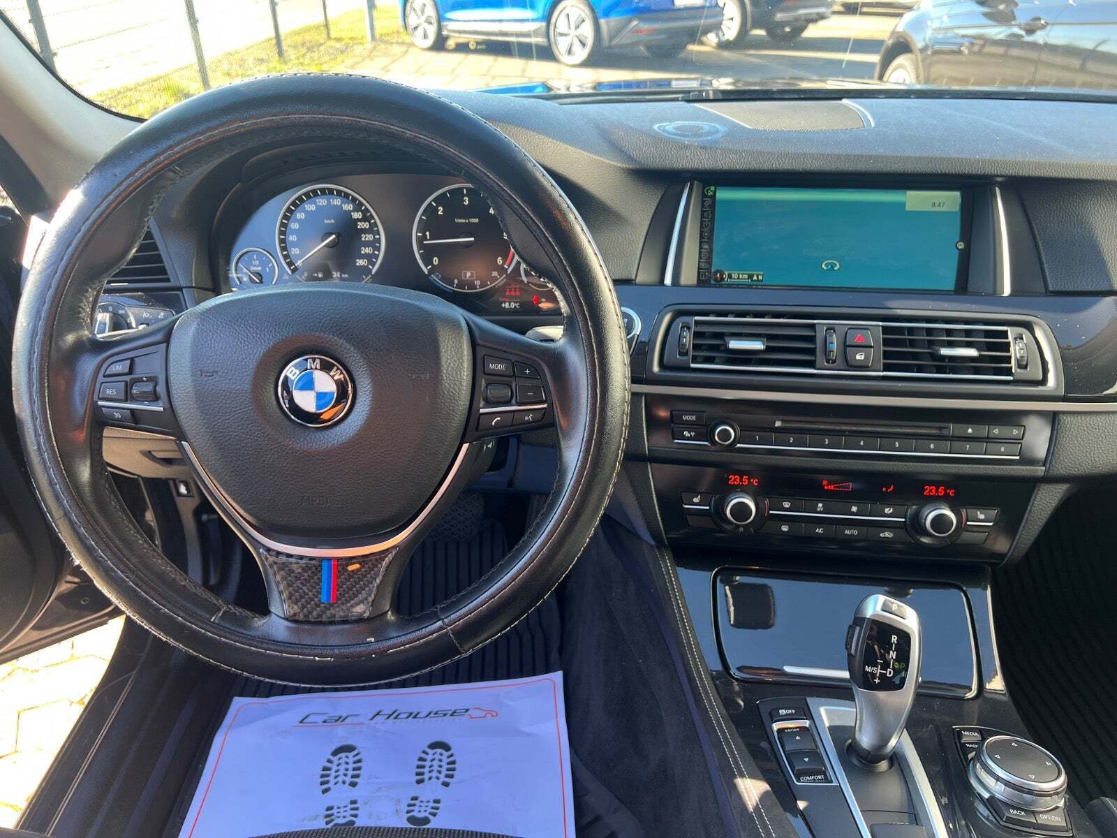 Sort BMW 520d fra 2014
