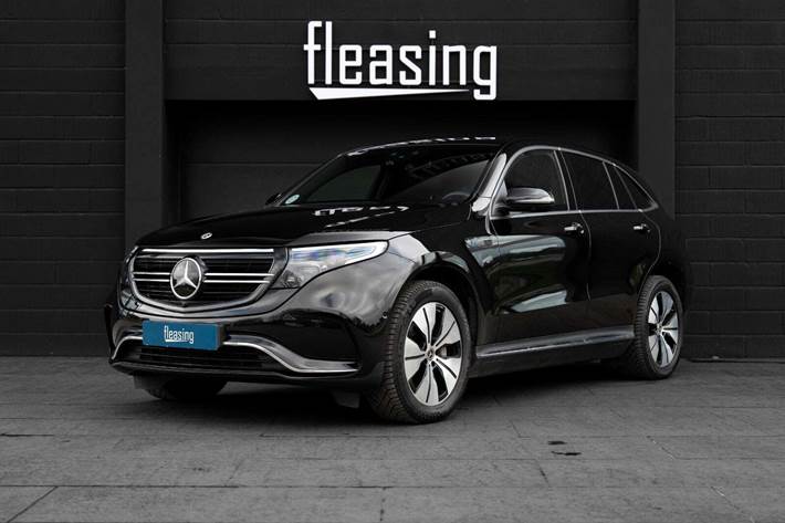 Sort Mercedes EQC400 fra 2020