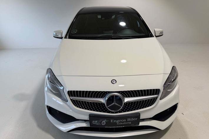 Hvid Mercedes A200 fra 2014