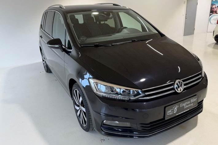 Sort VW Touran fra 2019
