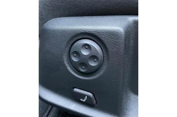 Grå Audi A4 fra 2020