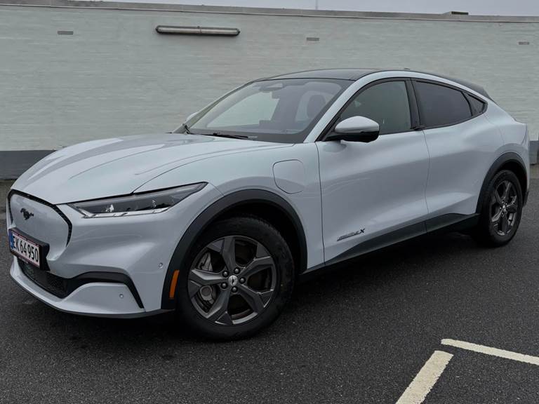 Ford Mustang Mach-E 88 Premium Extended Range