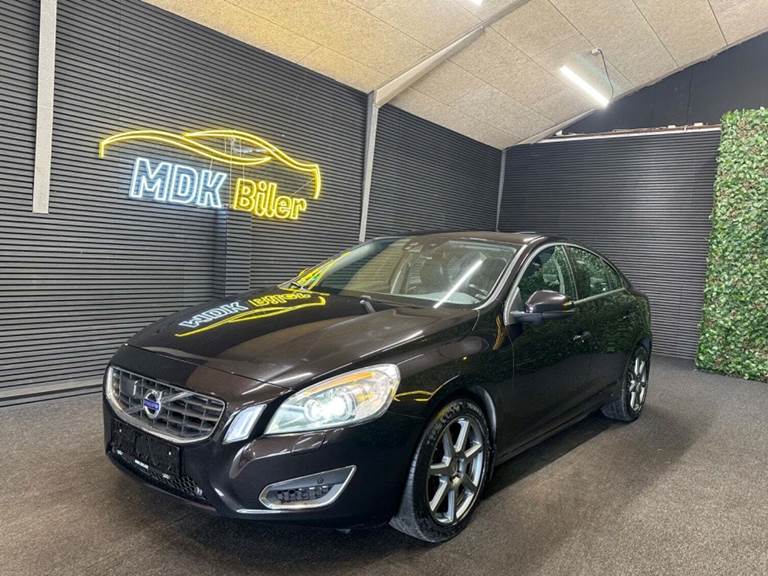 Volvo S60 2,0 T Summum aut.