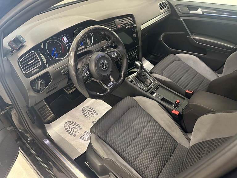 VW Golf VII 2,0 R DSG 4Motion BMT