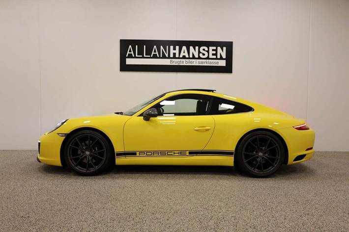 Gul Porsche 911 Carrera T fra 2018