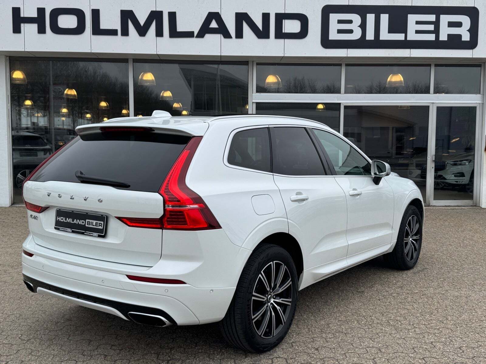 Volvo XC60 2,0 T8 407 R-Design aut. AWD