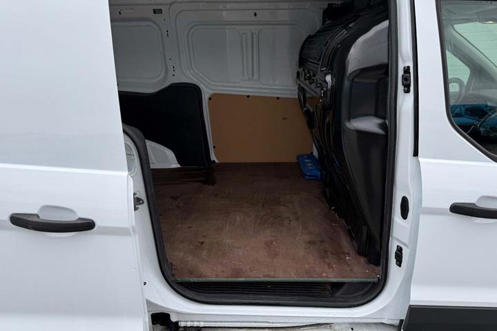 Hvid Ford Transit Connect fra 2017