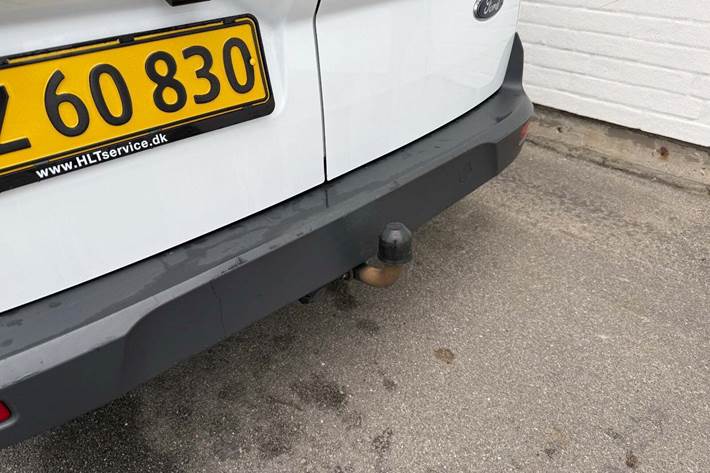 Hvid Ford Transit Connect fra 2017