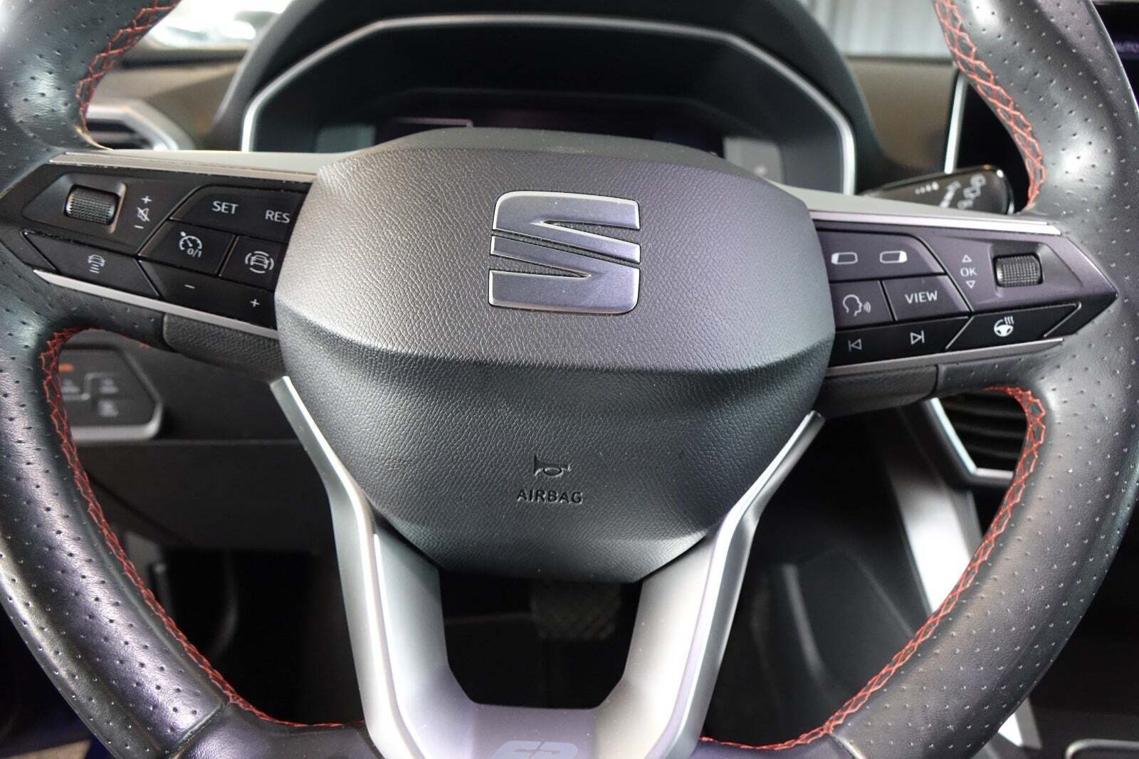 Blå Seat Leon fra 2021