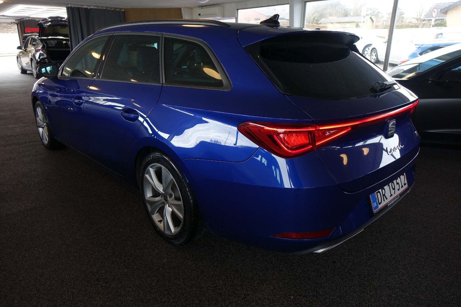 Blå Seat Leon fra 2021