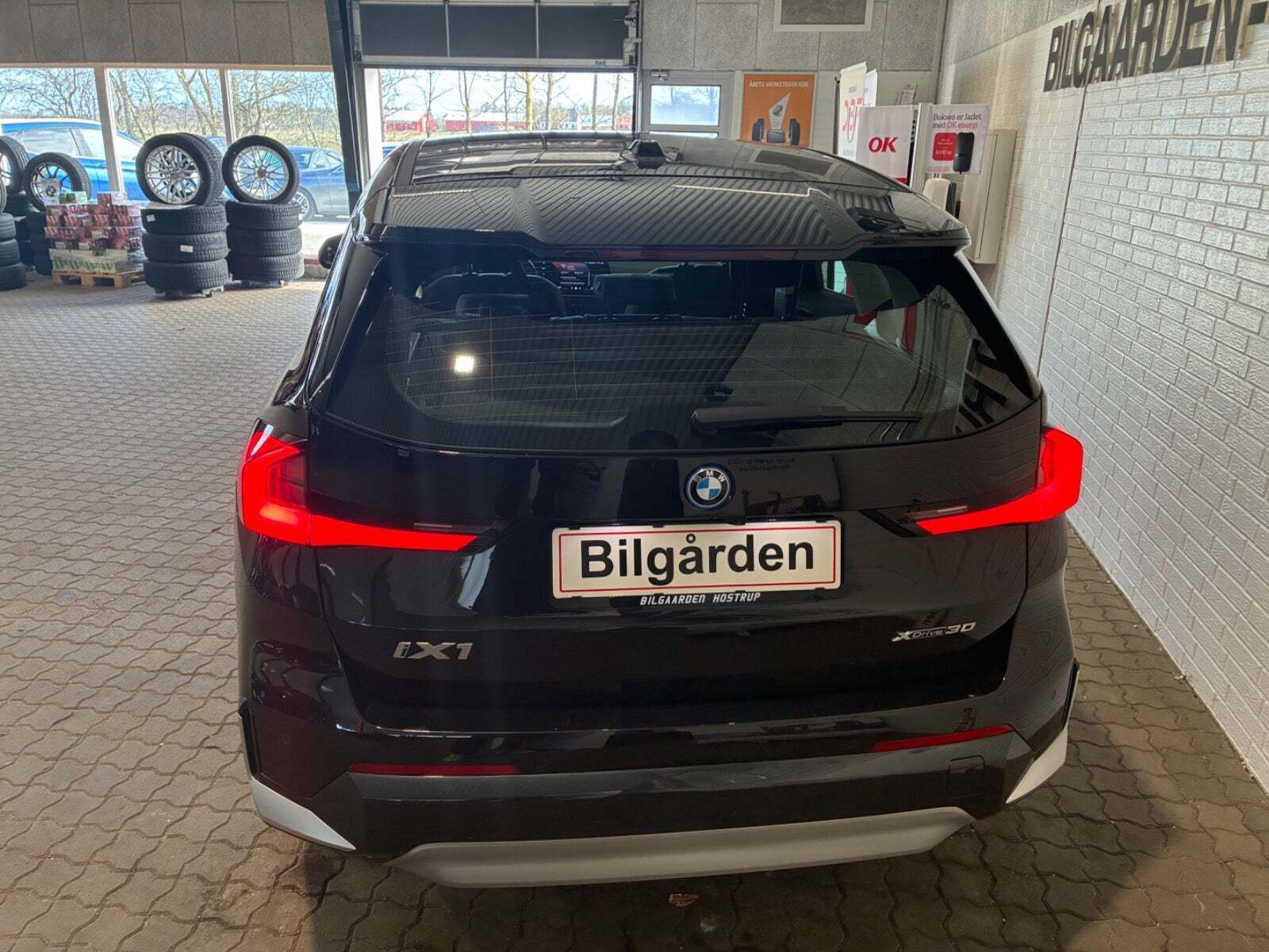 BMW iX1 xDrive30 X-Line