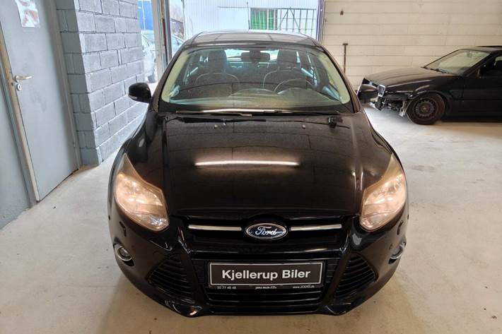 Gul Ford Focus fra 2011