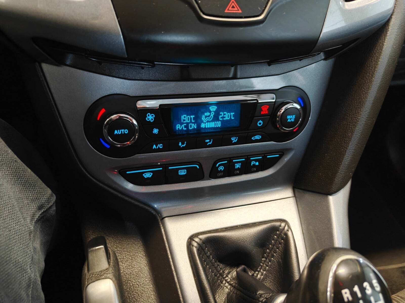 Gul Ford Focus fra 2011