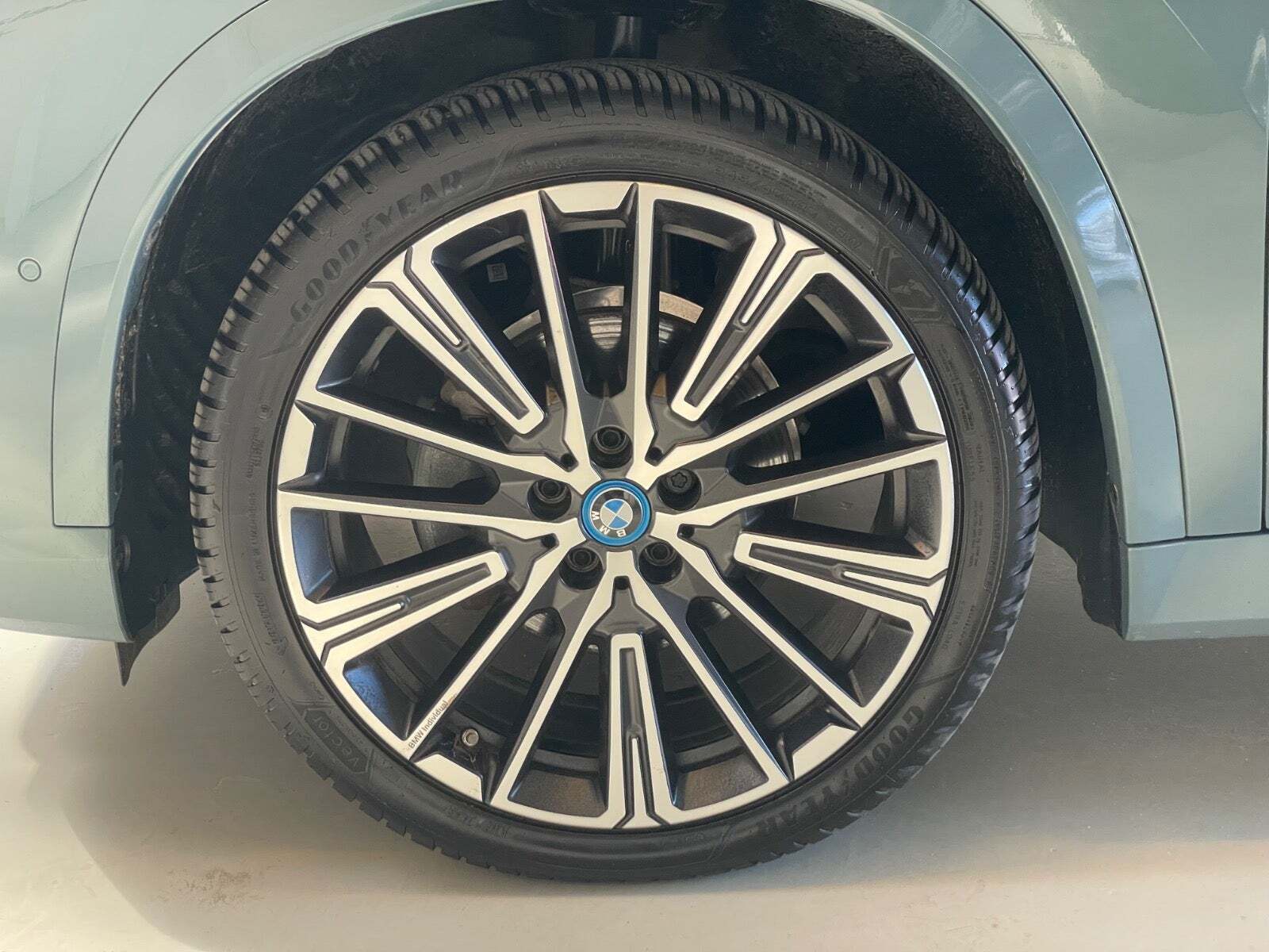 undefined BMW iX1 fra 2024