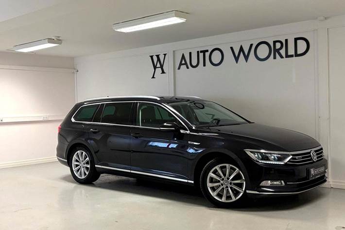 Sort VW Passat fra 2017