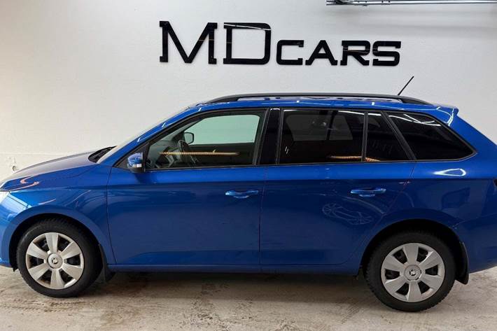 Blå Skoda Fabia fra 2018