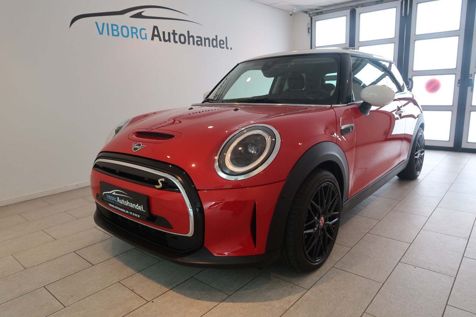 Mini Cooper SE Classic Trim