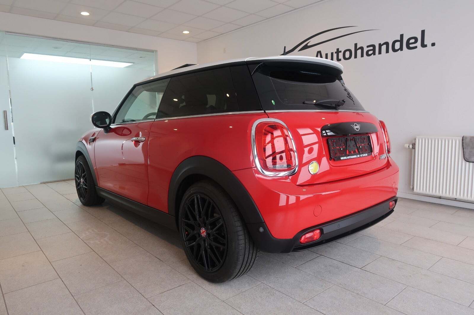 Mini Cooper SE Classic Trim