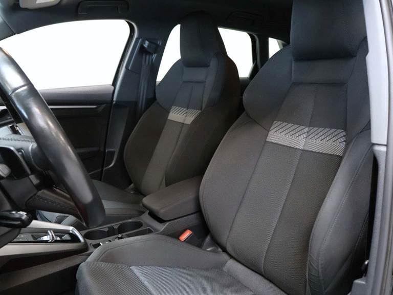 Audi A3 40 TFSi e Sportback S-tr.