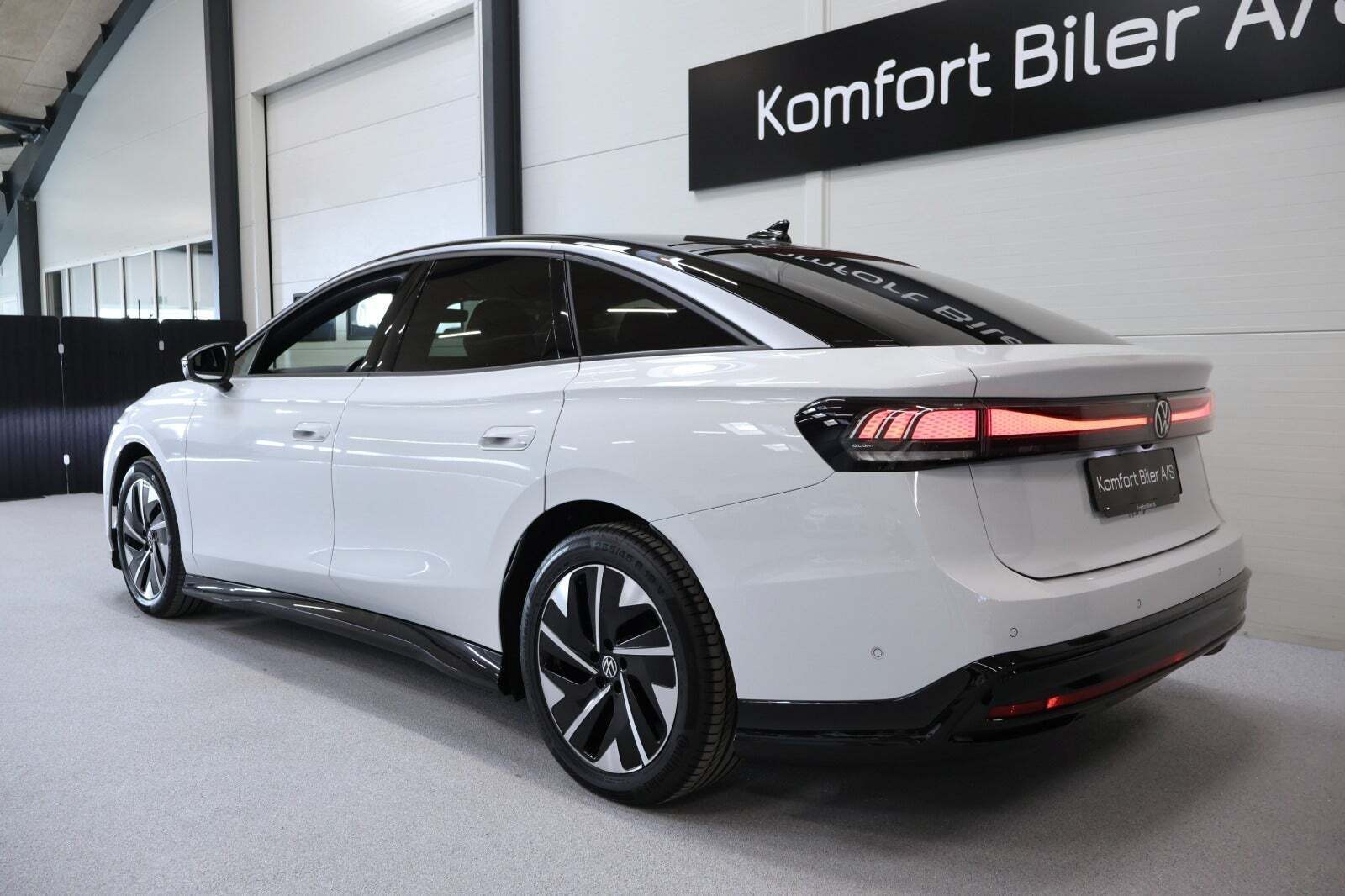Hvid VW ID.7 fra 2024