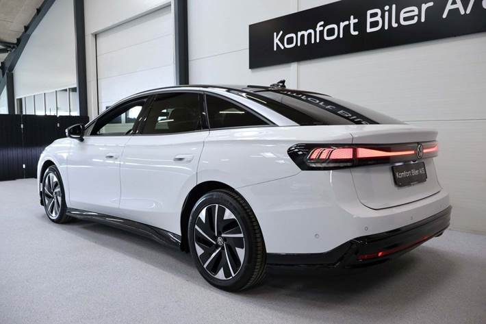 Hvid VW ID.7 fra 2024