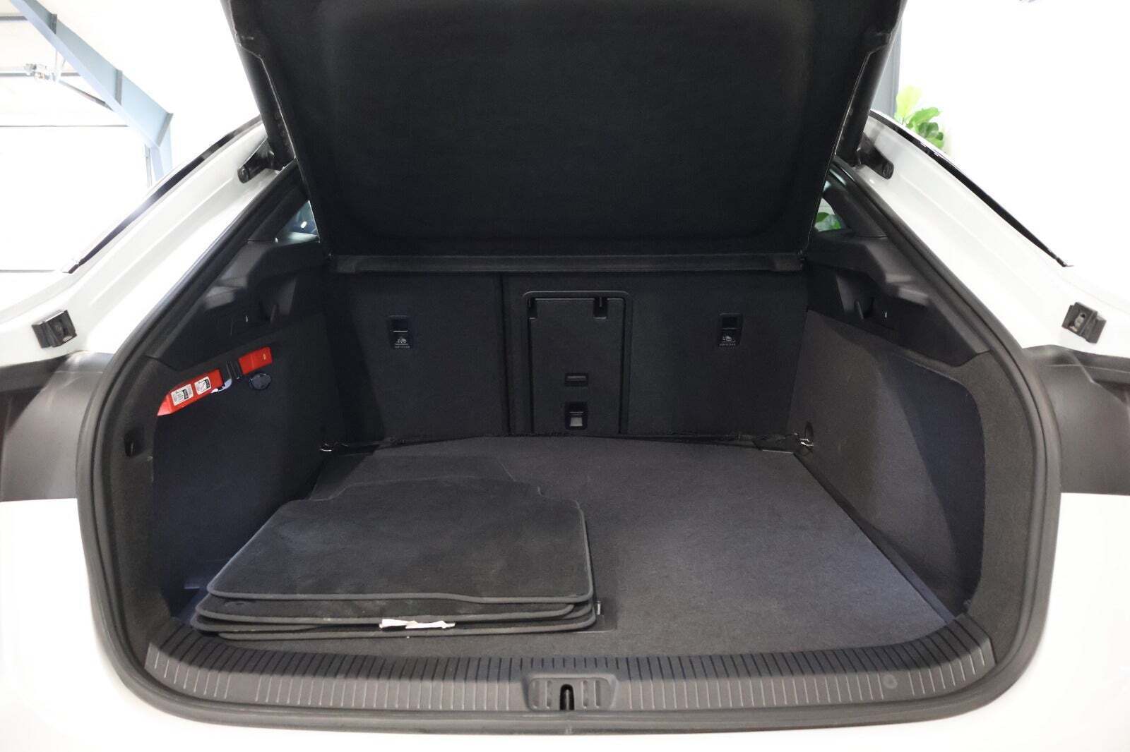 Hvid VW ID.7 fra 2024