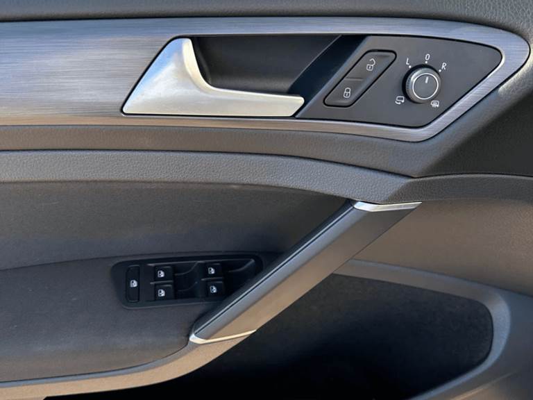 VW Golf VII 1,5 TSi 150 Comfortline Connect DSG