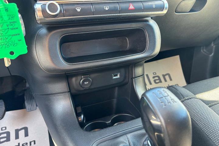 Grøn Citroën C3 fra 2020