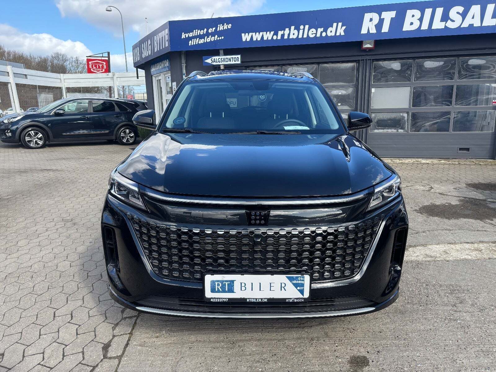 Navor E5 1,5 PHEV Rock