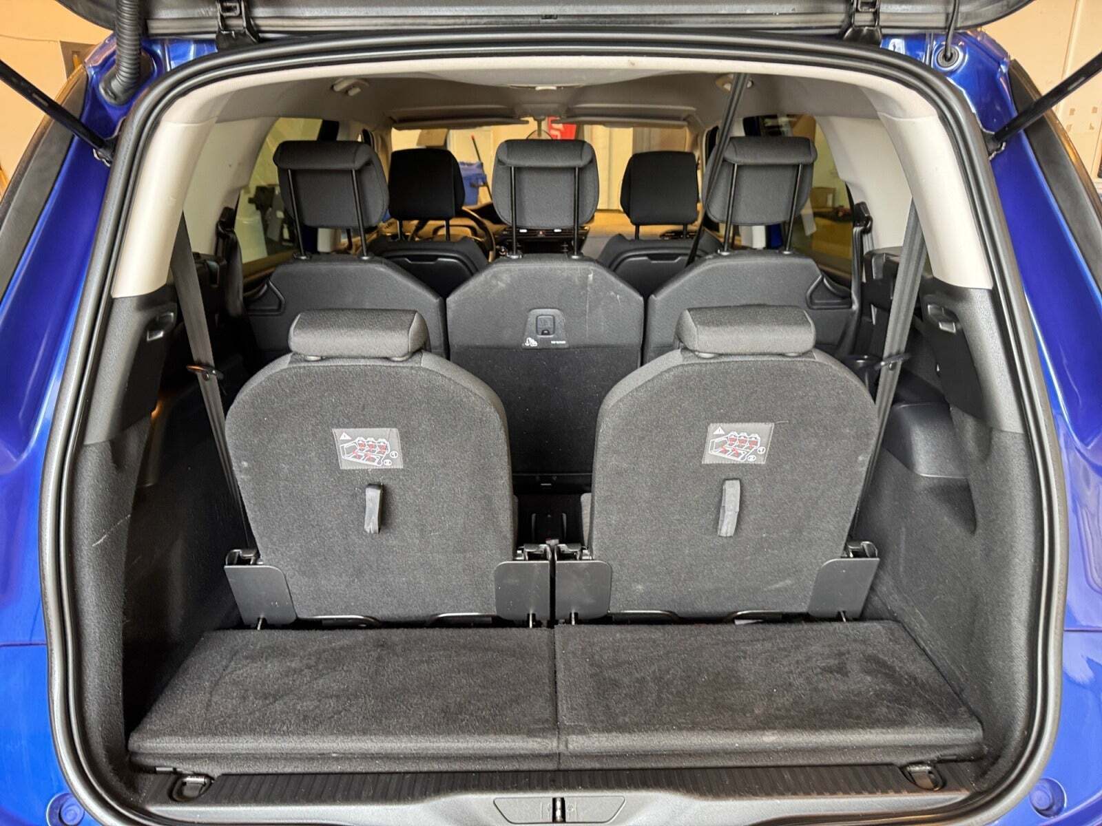 Blå Citroën Grand C4 Picasso fra 2018
