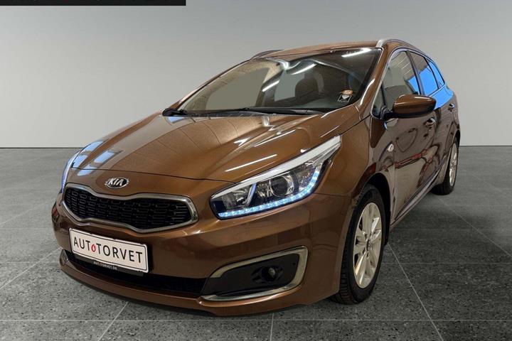 Brun Kia Ceed fra 2018 set udefra