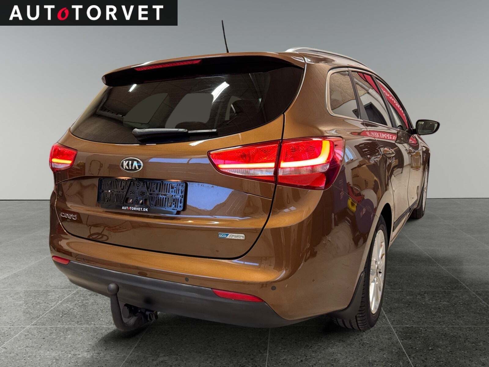 Brun Kia Ceed fra 2018