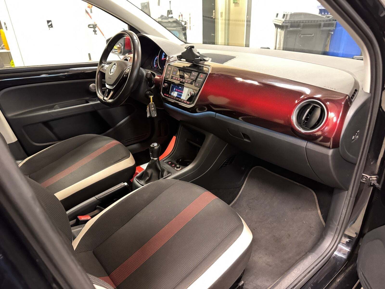 Sort VW UP! fra 2018