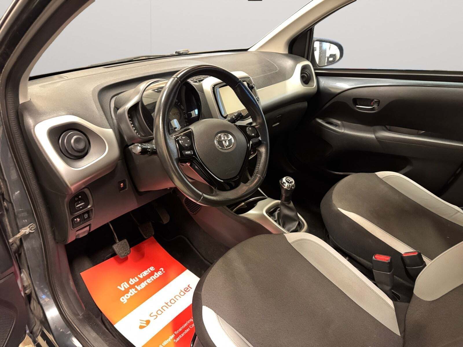 Toyota Aygo 1,0 VVT-i x