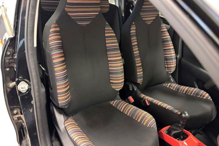 Sort Citroën C1 fra 2015