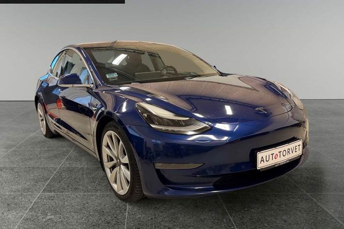 Blå Tesla Model 3 fra 2019